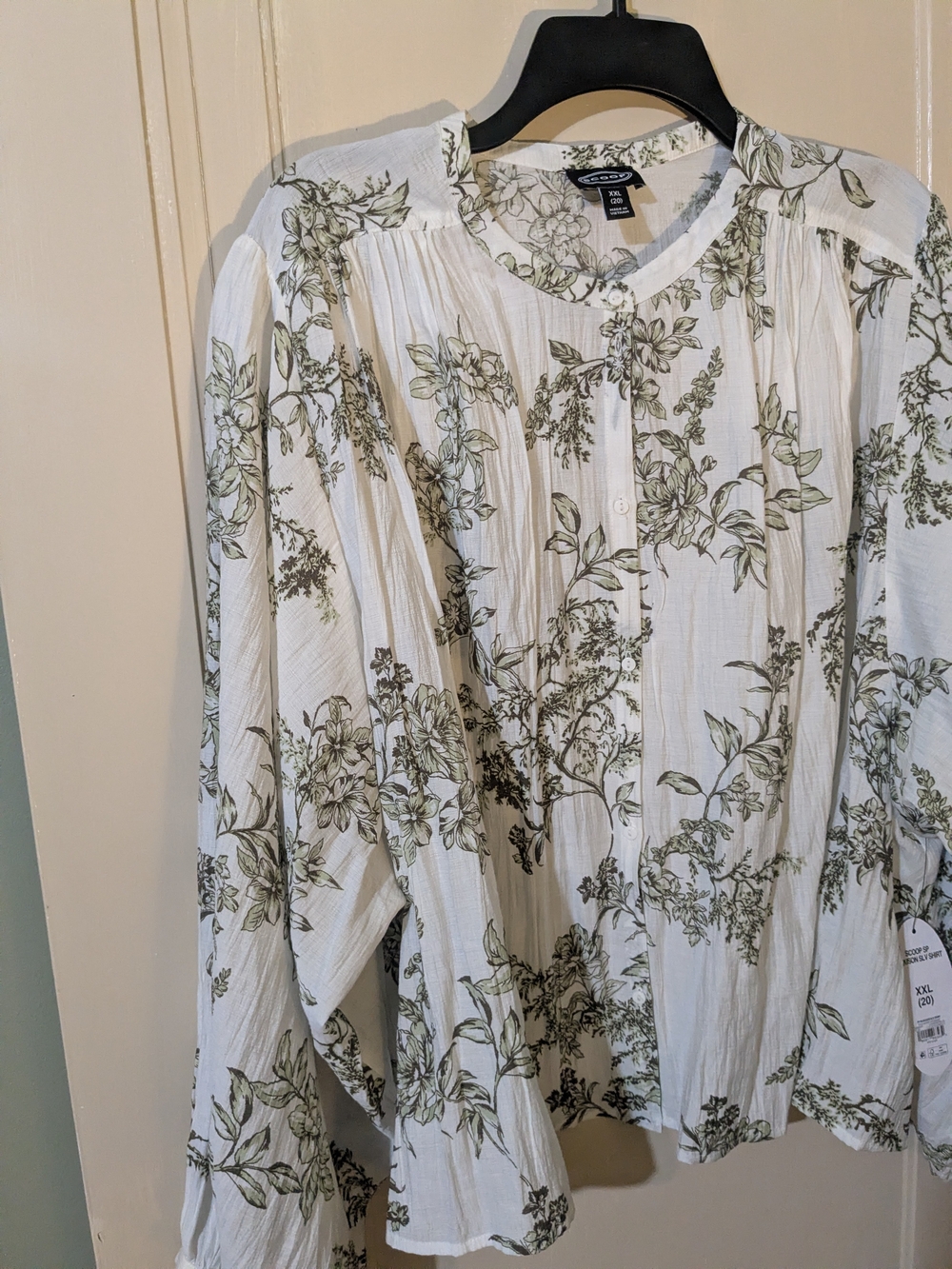 Scoop White Floral Button-Front Peasant Top
